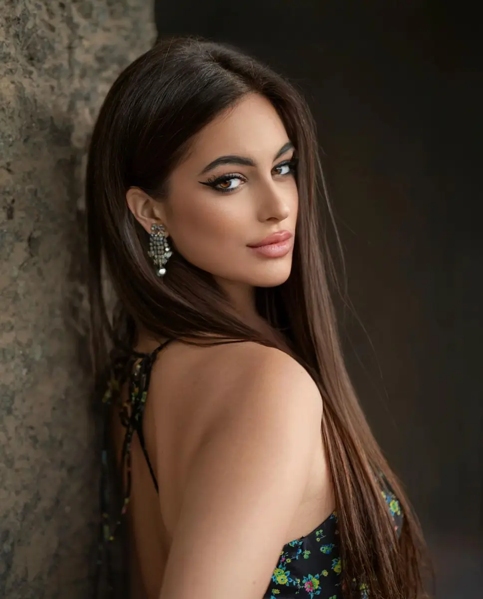 Adrienne escort in Dubai