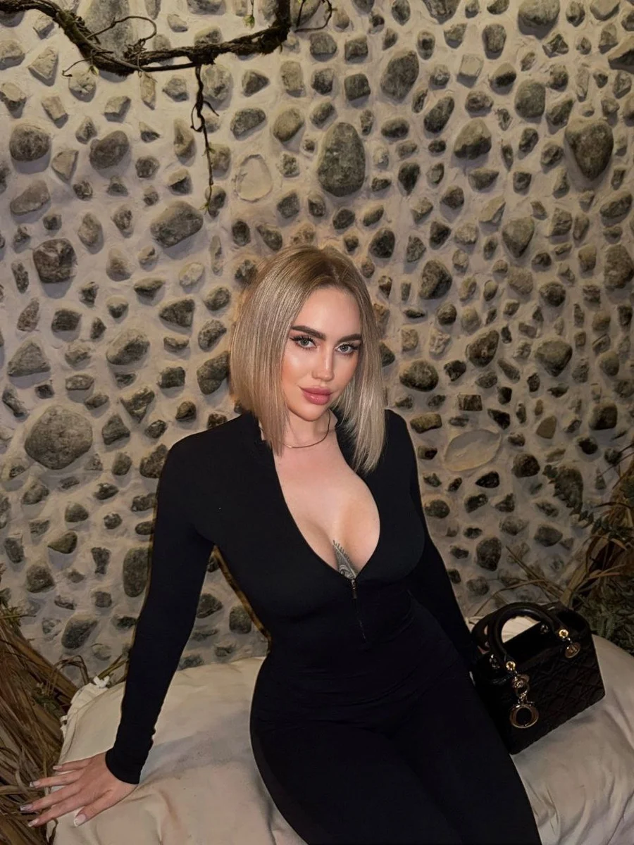 Josephine escort in Dubai