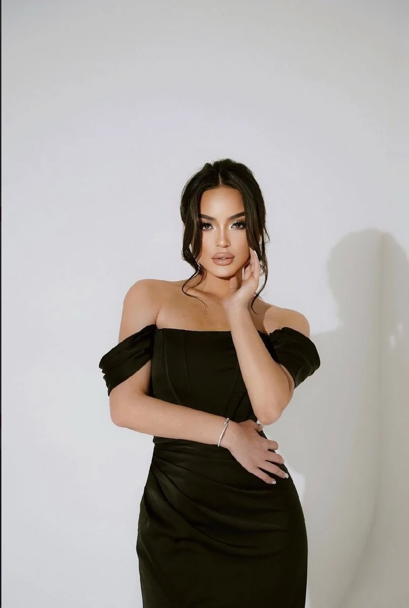 Lusil escort in Dubai