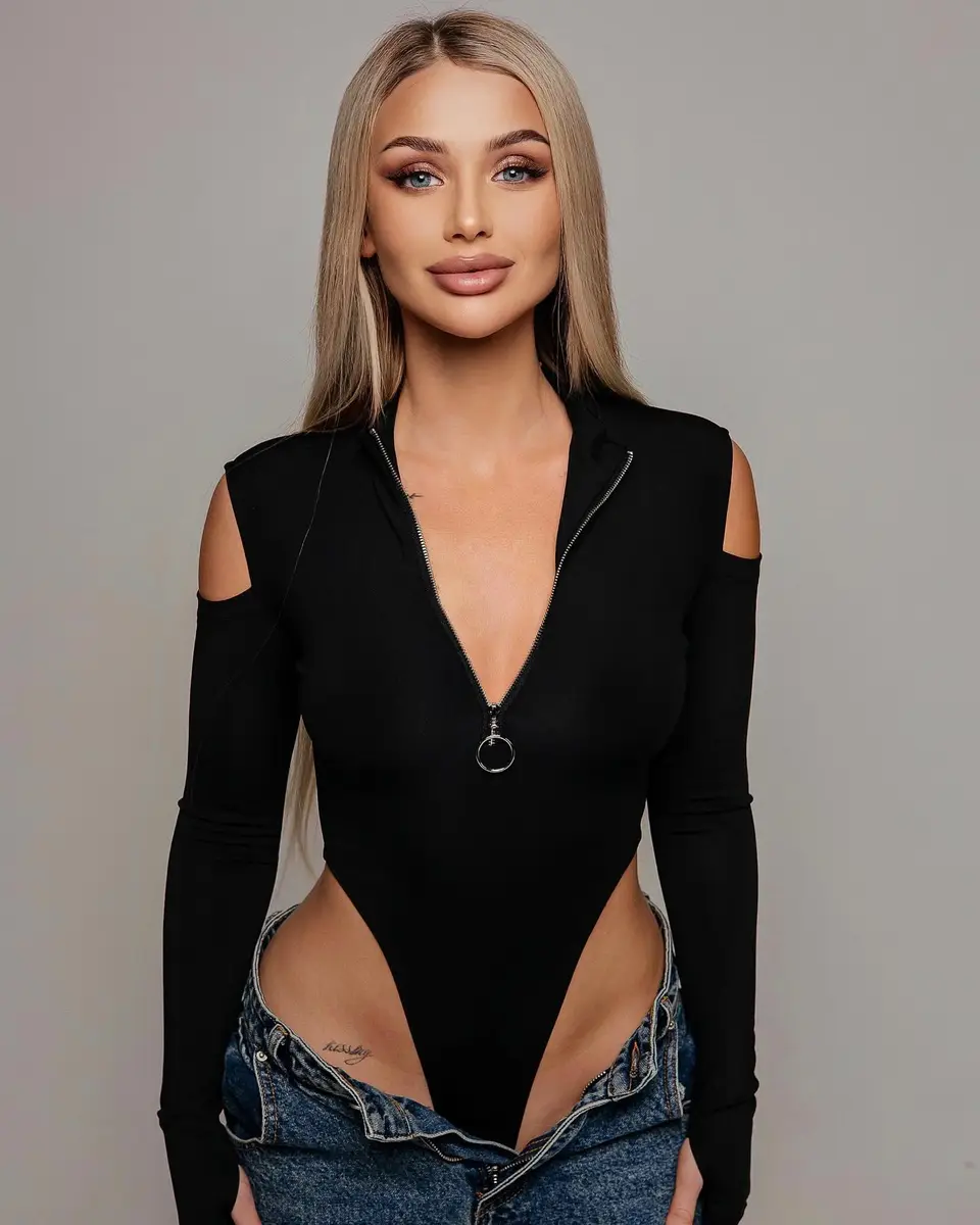 Melinda escort in Dubai