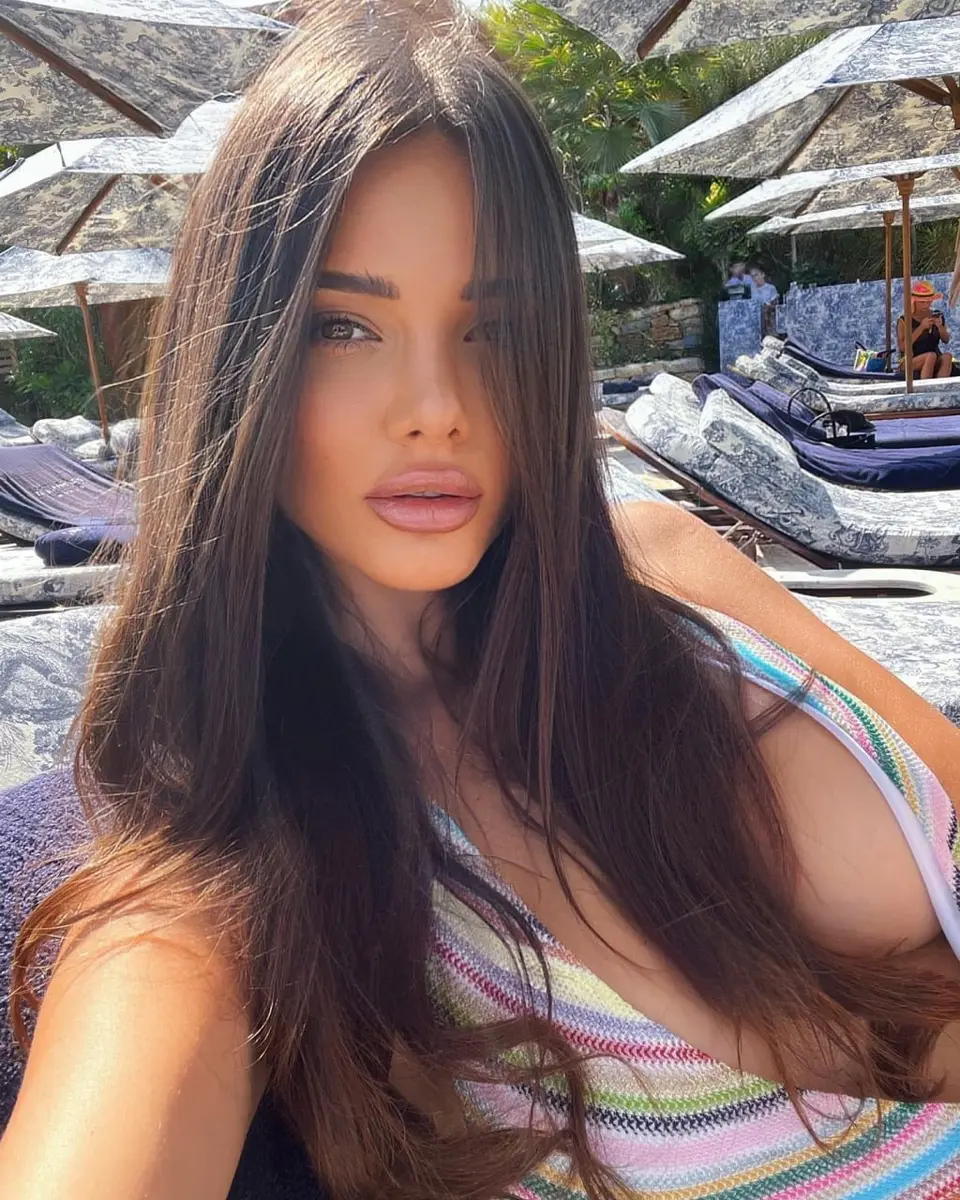 Penelope escort in Dubai