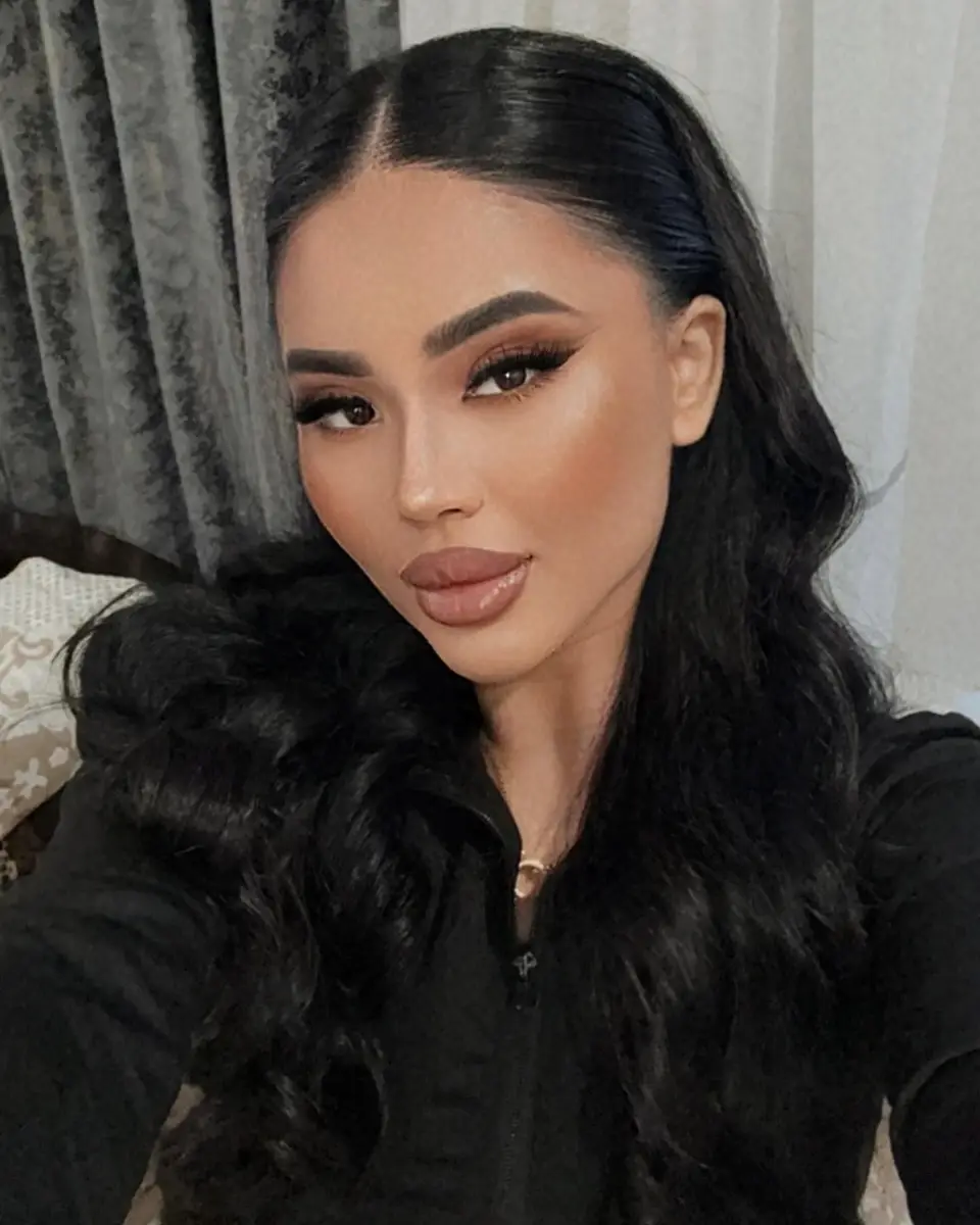 Tati escort in Dubai